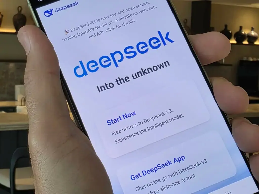 DEEPSEEK-BY-GEEKTIME-2-1024x768.jpg.webp