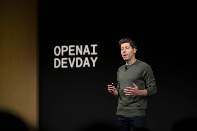 Sam_Altman_keynote_OpenAI_DevDay.jpg