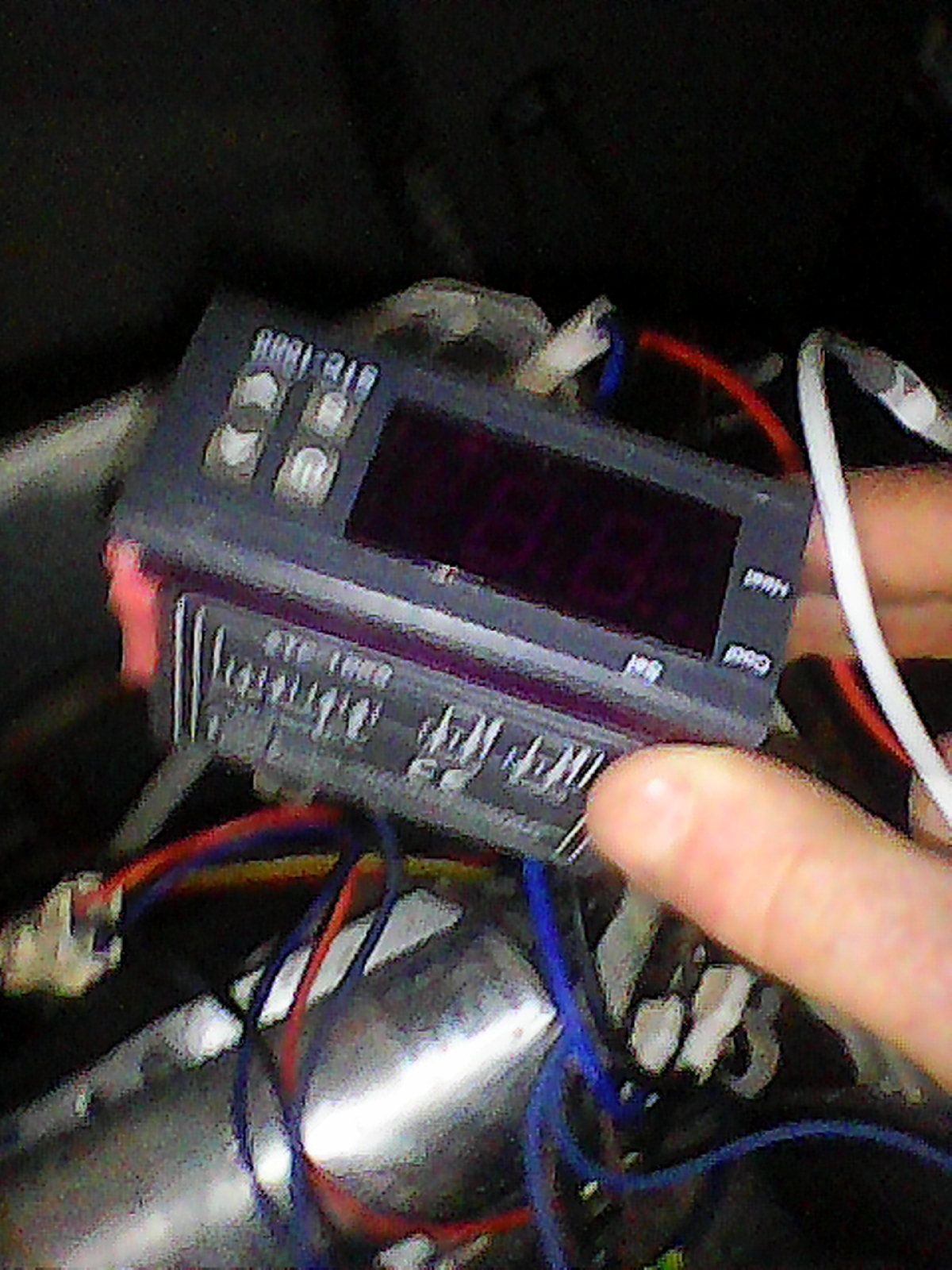 זה הטרמוסטט.jpg